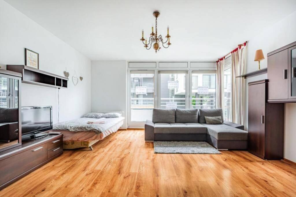 Central Apartments&L60A/52 Danzica Esterno foto
